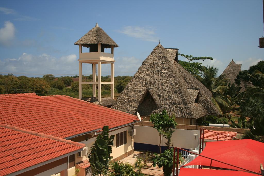 The Bright Star Resort Diani Beach Eksteriør billede
